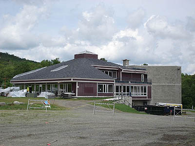The upper base lodge at Haystack in 2006